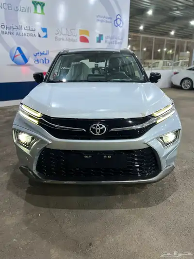 تويوتا اوربان كروز فل 2025 1