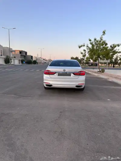 للبيع BMW 730Li 2017 فل كامل 4
