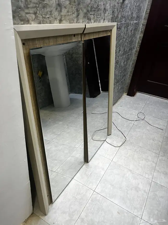 مرايه تسريحه مدخل 0