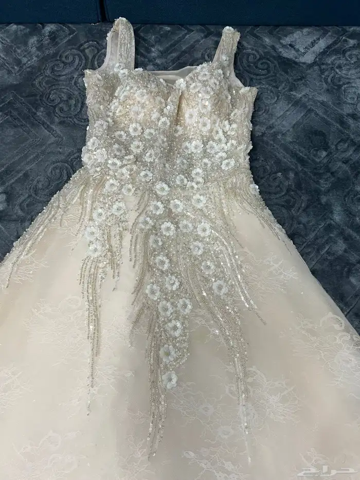 فستان سهرة فخم للمناسبات 3