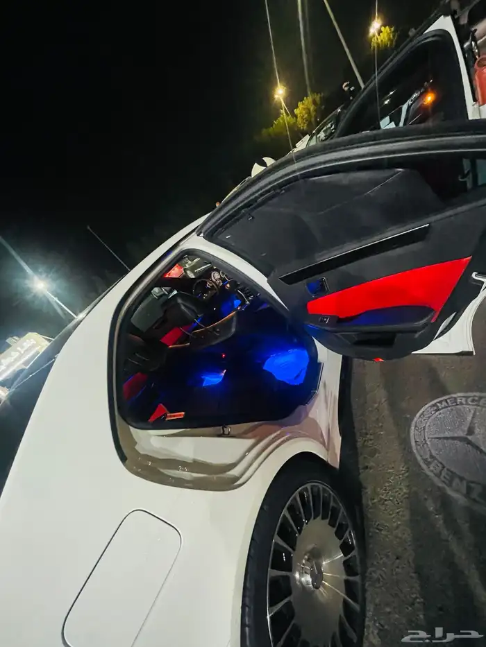 مرسيدس E500 2011 5