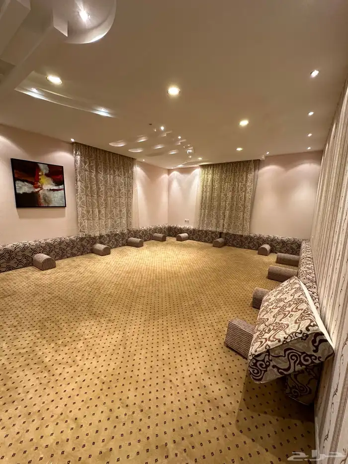 فيلا مؤثثة بالكامل للبيع 16