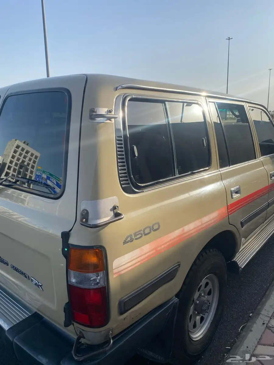 جيب صالون بيج 96 يحمل لوحه مميزه 12