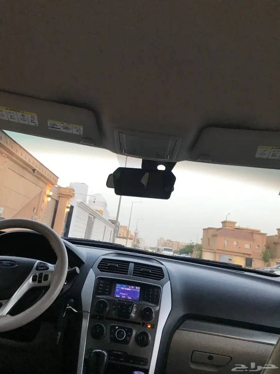 فورد اكسبلورر 2013نص فل نظيف للبيع 15