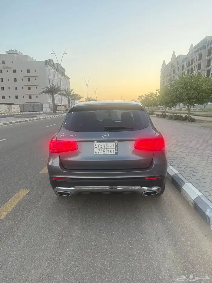 مرسيدس GLC 300 2020 بطاقة جمركية 3