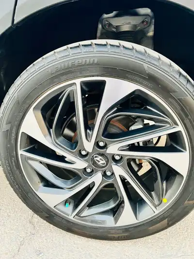 توسان 1600 cc وكاله بدون ملحوظه 24
