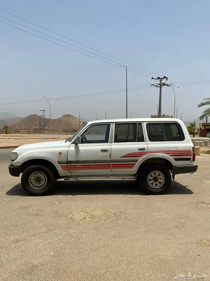 جيب لاندكروزر صالون موديل 1990 Gx 2