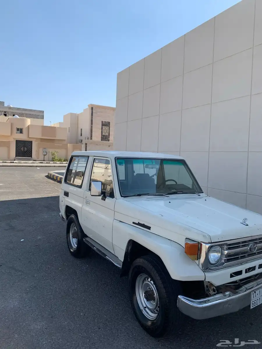 جيب ربع مديل 87 0