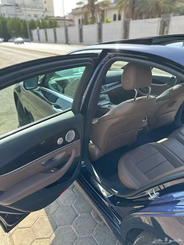 مرسيدس E350 4