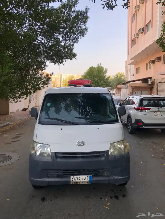 فان بضاعة صغير ديهاتسو 0