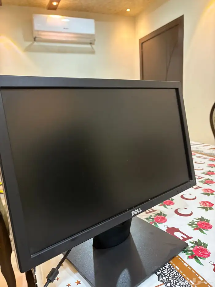 شاشه DELL 1