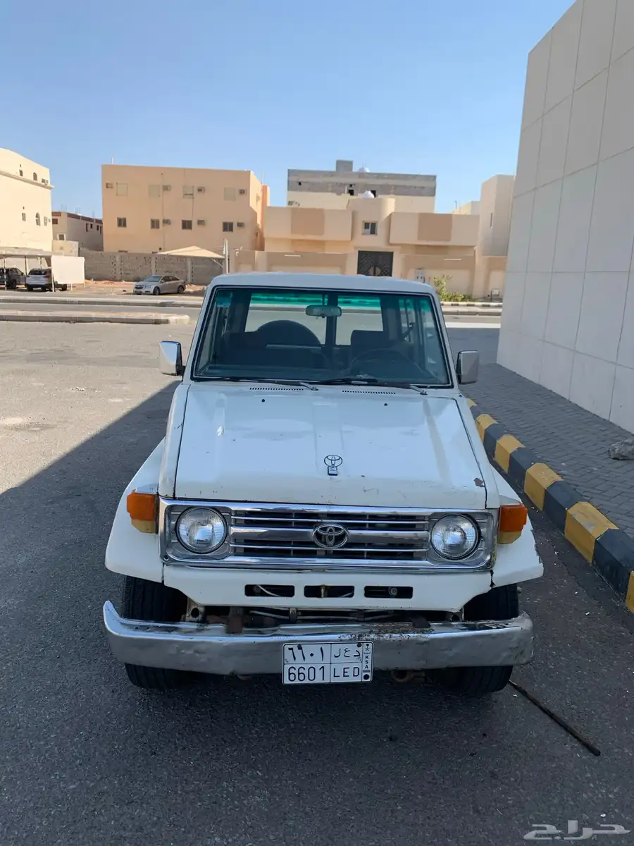 جيب ربع مديل 87 4