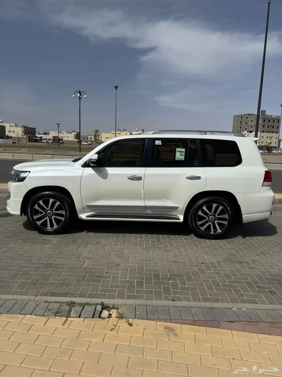 جيب جكسار 2019 تورنق فل كامل 8 سلندر سعودي شد بلد 3
