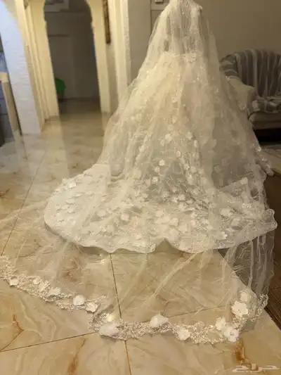 فستان زواج لبسته مرا وحده فقط 2