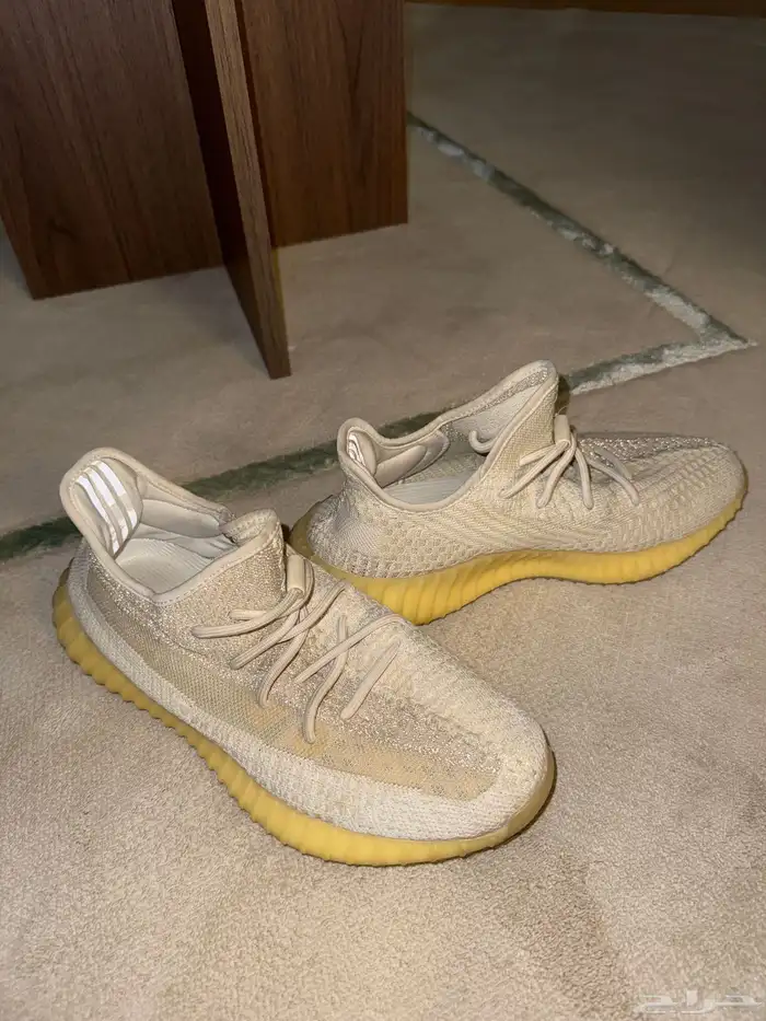 جزمة Yeezy اصلية 100 2