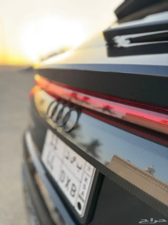 2021 اودي RSQ8 13