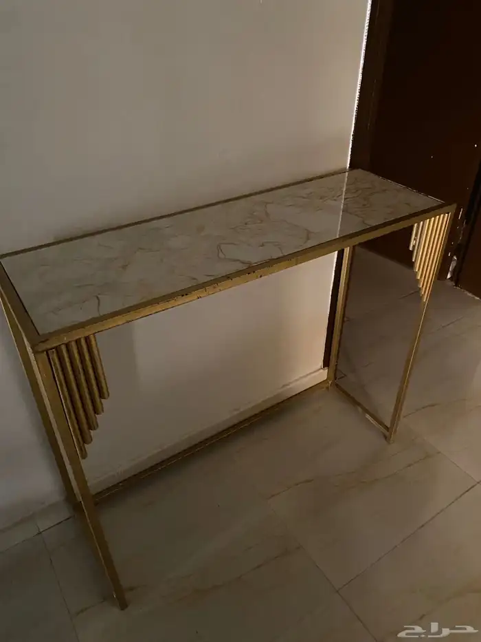 طاولات تقديم 1