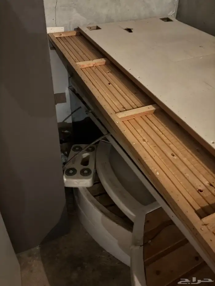 أدوات سباكة وأثاث مستعمل 9