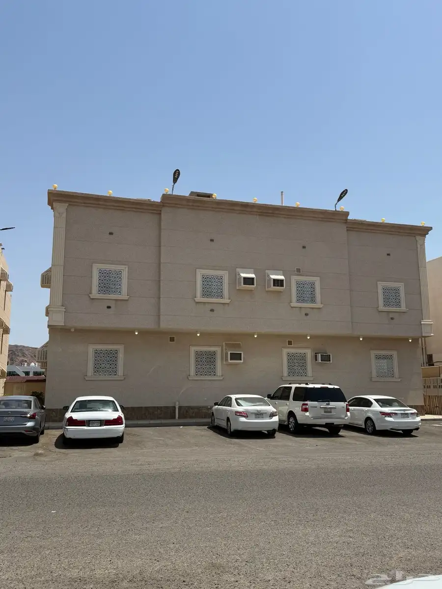 للبيع عمارتين سكنية 16 شقة بالعزيزية خلفية الامام بخاري 3