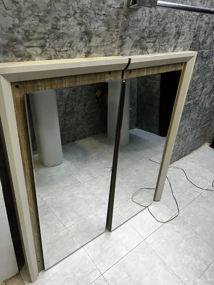 مرايه تسريحه مدخل 2