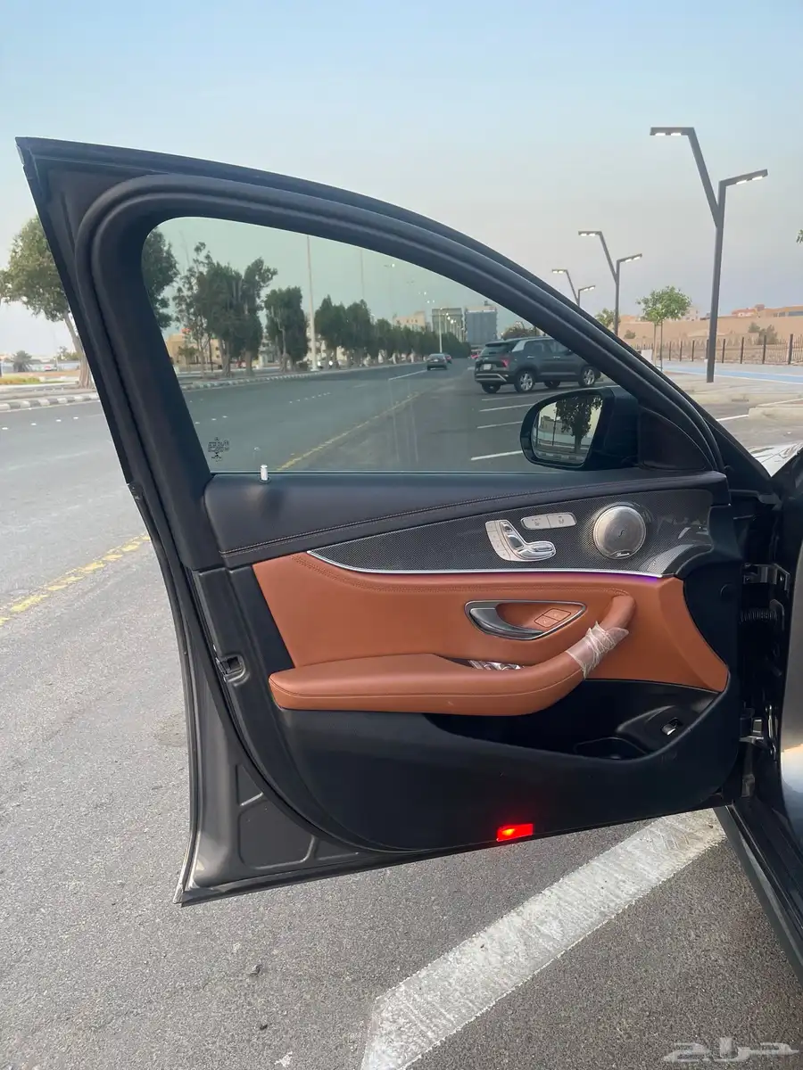مرسيدس E300 2018 (نظيف) 16