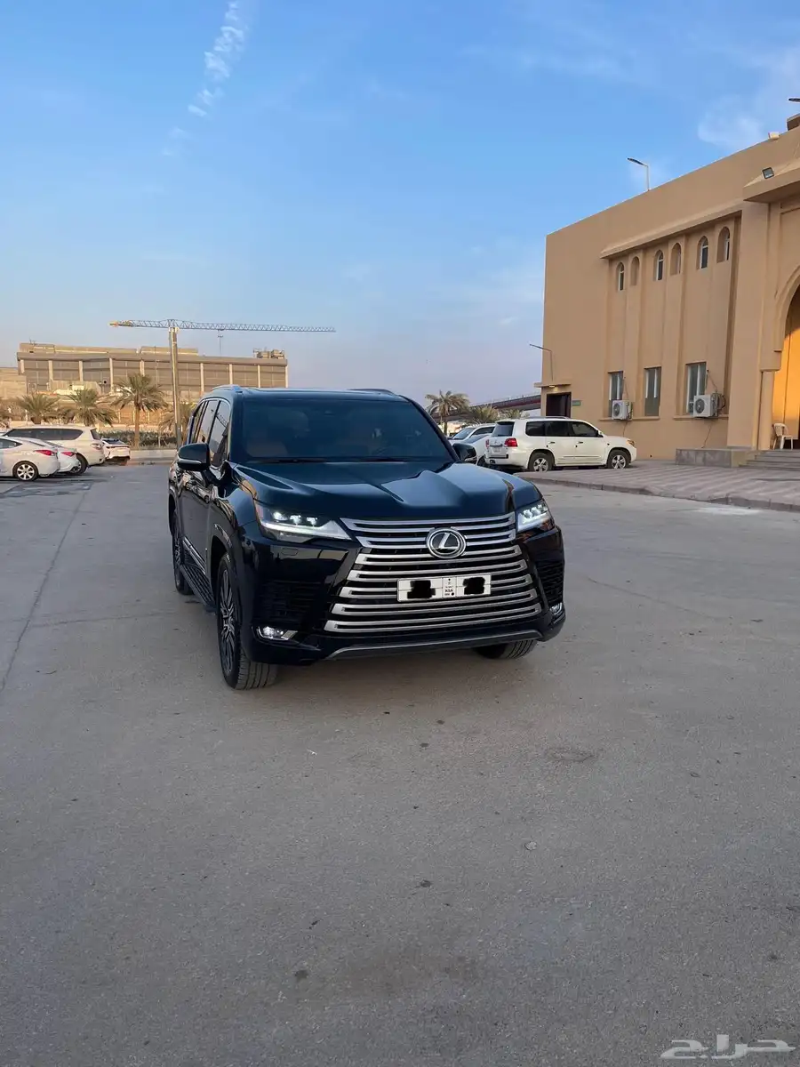 لكزس 2024 LX600 BB سعودي نظيف جدا index