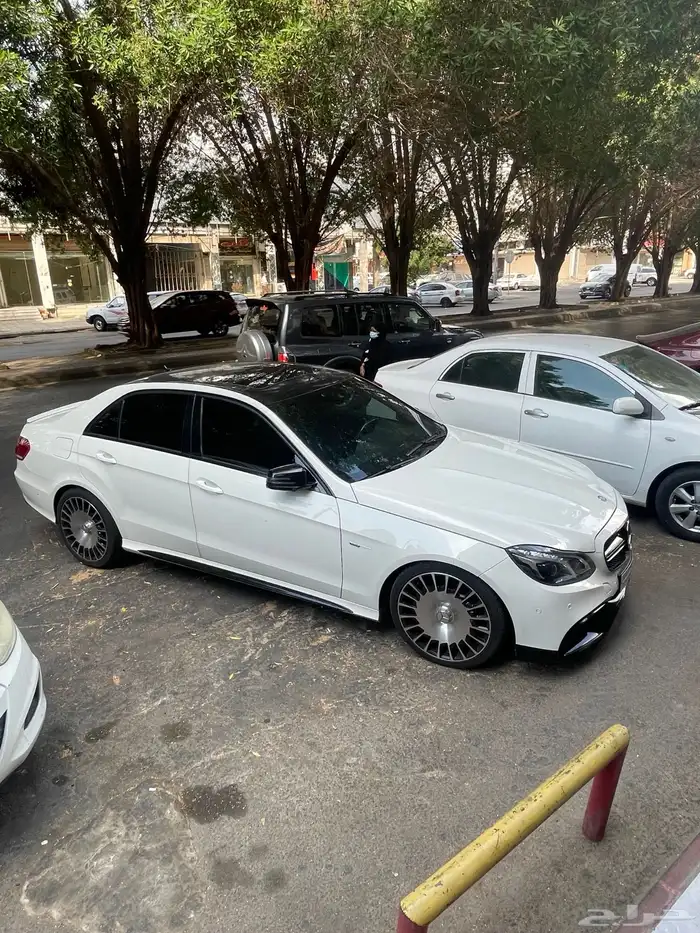 مرسيدس E500 2011 21