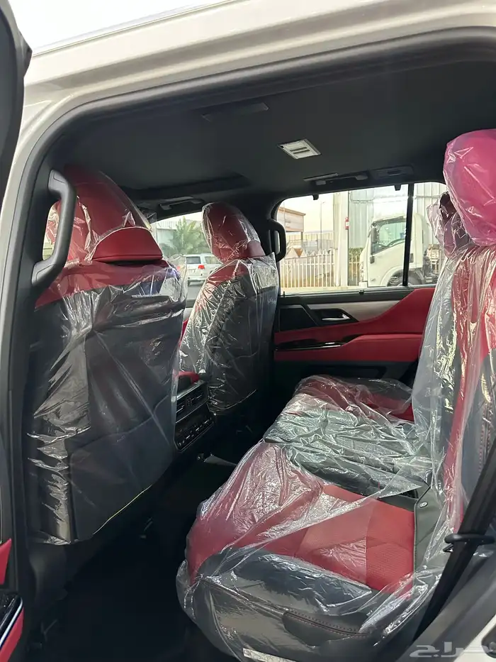 لكزس LX600 اف سبورت سعودي اصفار 6