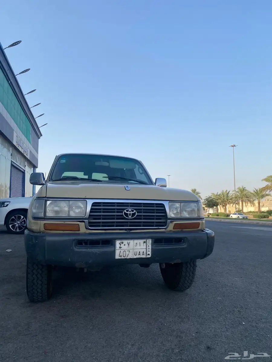 جيب صالون بيج 96 يحمل لوحه مميزه 16