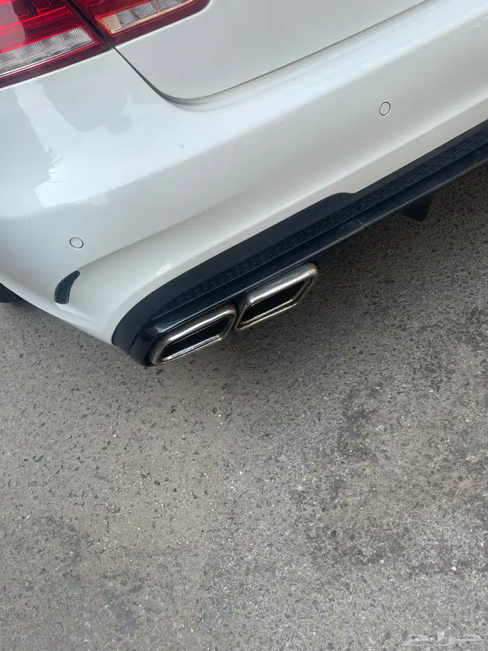 مرسيدس E500 2011 16