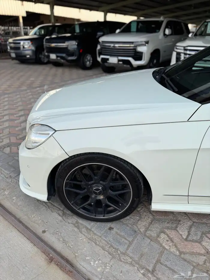 مرسيدس E300 AMG 9