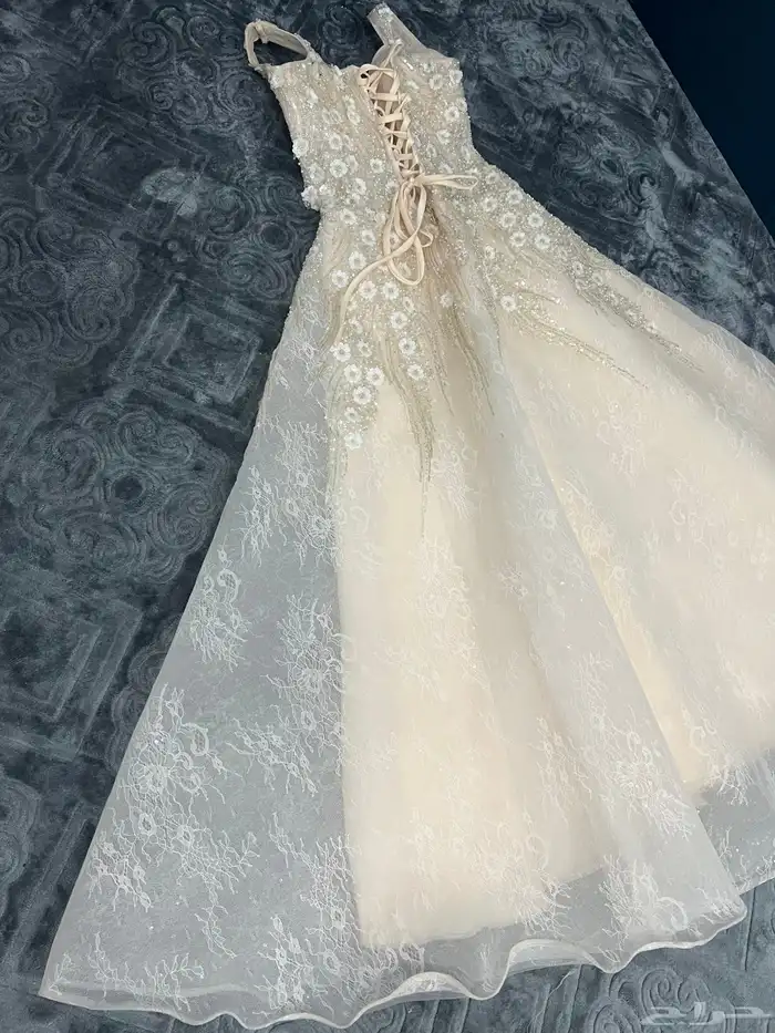 فستان سهرة فخم للمناسبات 5