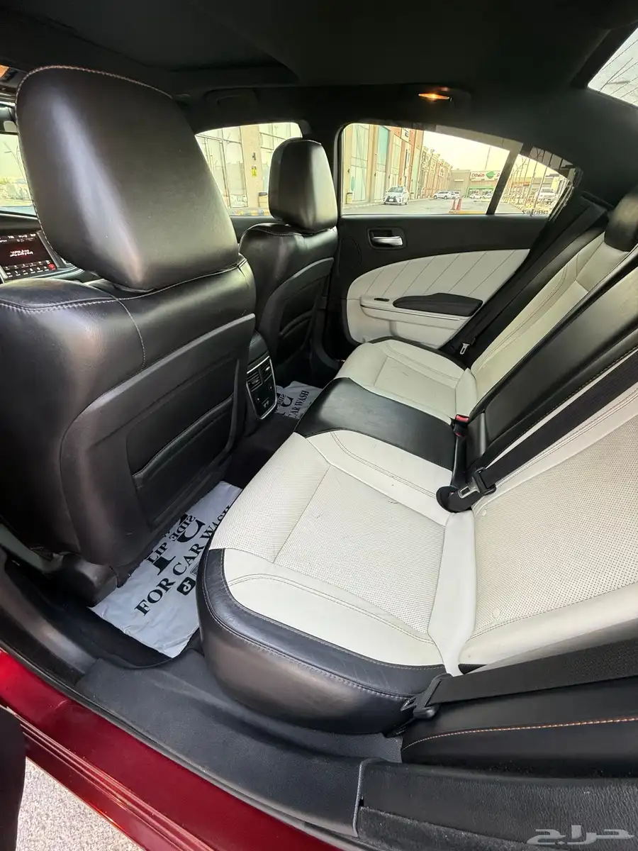 تشارجر 2018 SXT PLUS فل كامل 6 سلندر 17