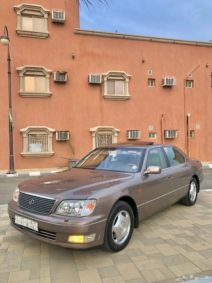 لكزس LS 400 سعودي بلد 10
