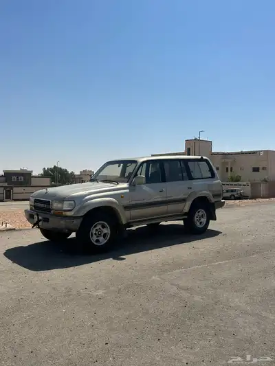 جيب صالو لندكروز موديل 94 ديزل شرط النظافه 0
