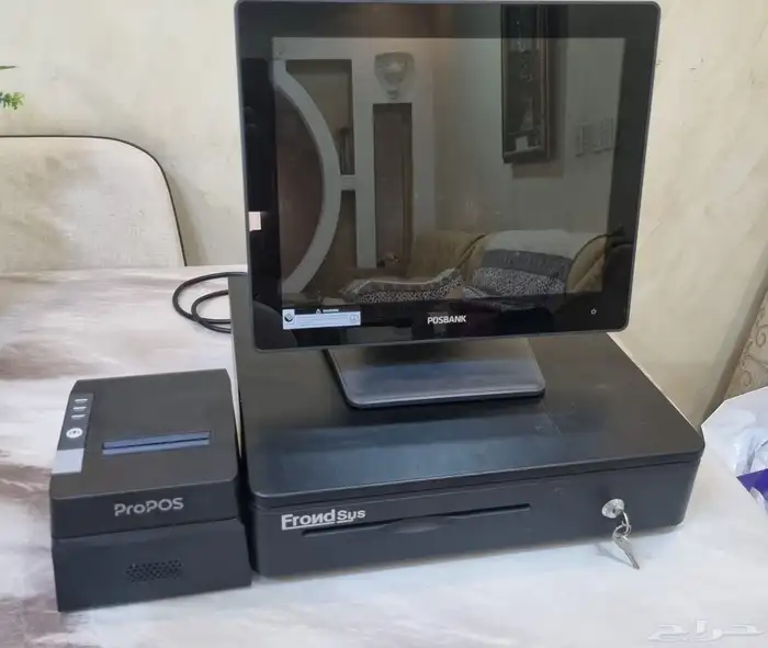 مكينة الايسكريم و كاشير 1