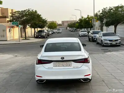لكزس ES F Sport 2023 0