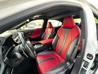 لكزس ES F Sport 2023 7