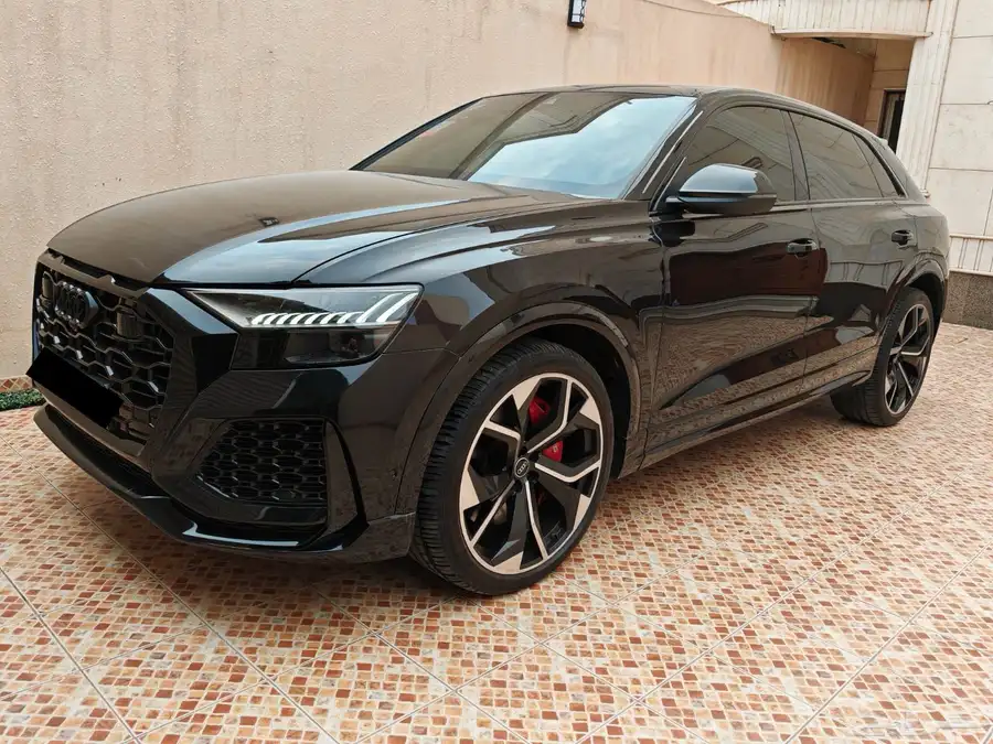 اودي Q8 RS 2021 سماكو تحت الضمان و الصيانه المجانيه 11