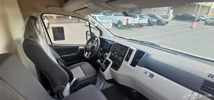 تويوتا هايس باص فان بضاعه سقف عالي 2023 ثلاجة 6