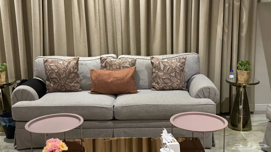 كنب ذا فاكتوري مع طاوله ابيات 3