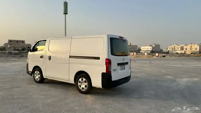 نيسان باص ديزل 2