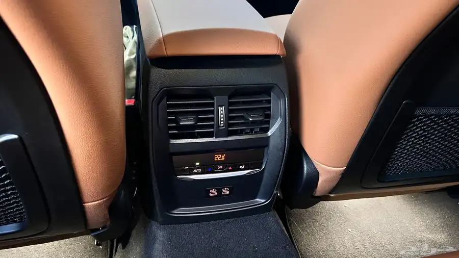بى ام دبليو 320i-2023-سعودى 11