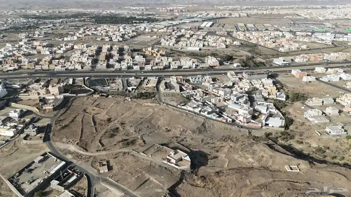 ارض زراعية للبيع في موقع ممييز مساحة 60634م خميس مشيط 1