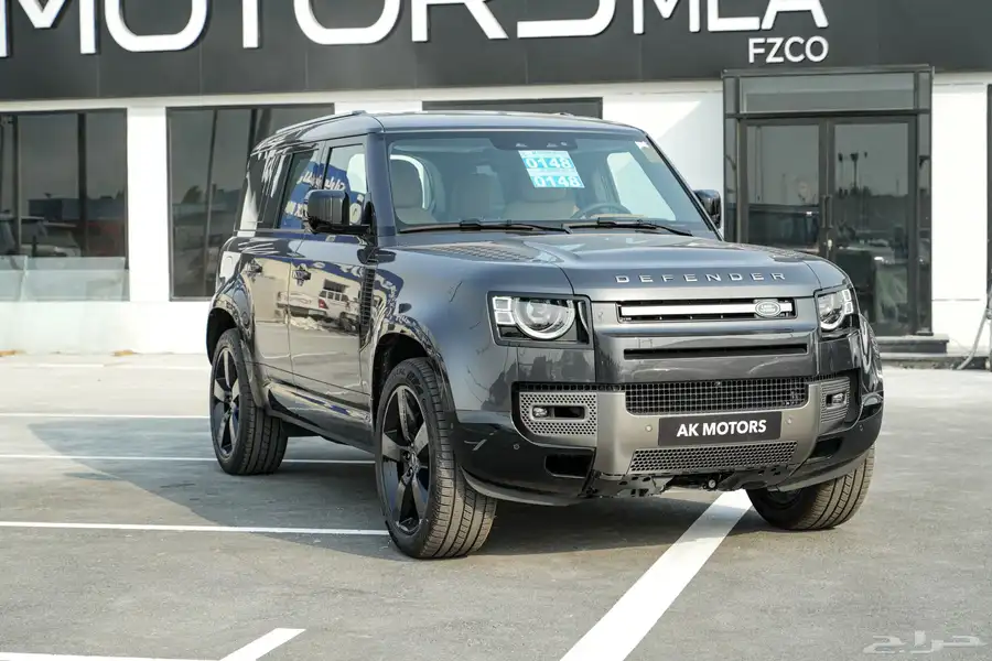 2025 لاند روفر ديفندير P400 HSE X-Dynamic ضمان خمس سنوات 2