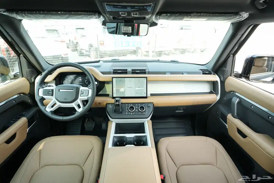 2025 لاند روفر ديفندير P400 HSE X-Dynamic ضمان خمس سنوات 7