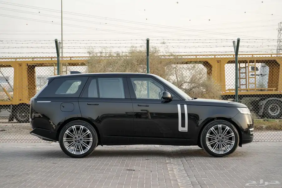 Range Rover V8 Autobiography 2025 اصفار ضمان خمس سنوات 3