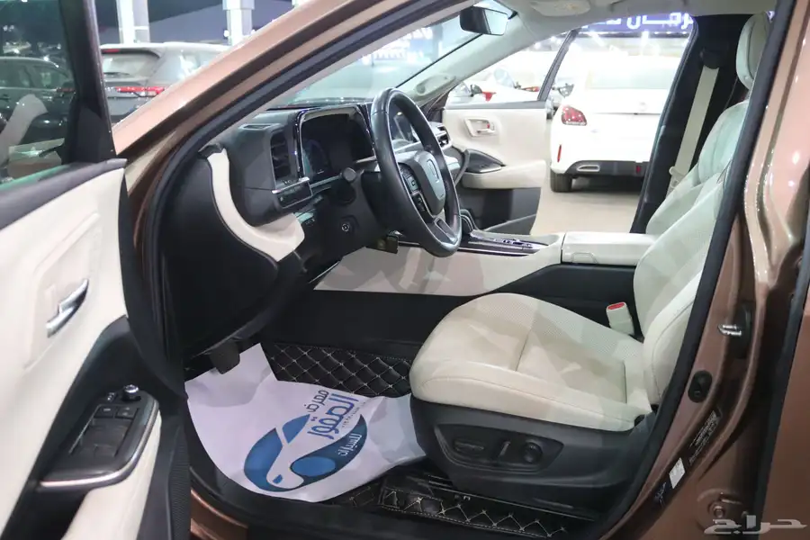 تويوتا كراون بريميوم موديل 2023 مستخدم بسعر 128.000 6