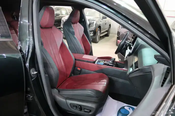 لكزس RX500 F SPORT موديل 2024 بسعر 265.000 10