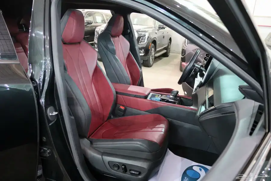 لكزس RX500 F SPORT موديل 2024 بسعر 268.000 index